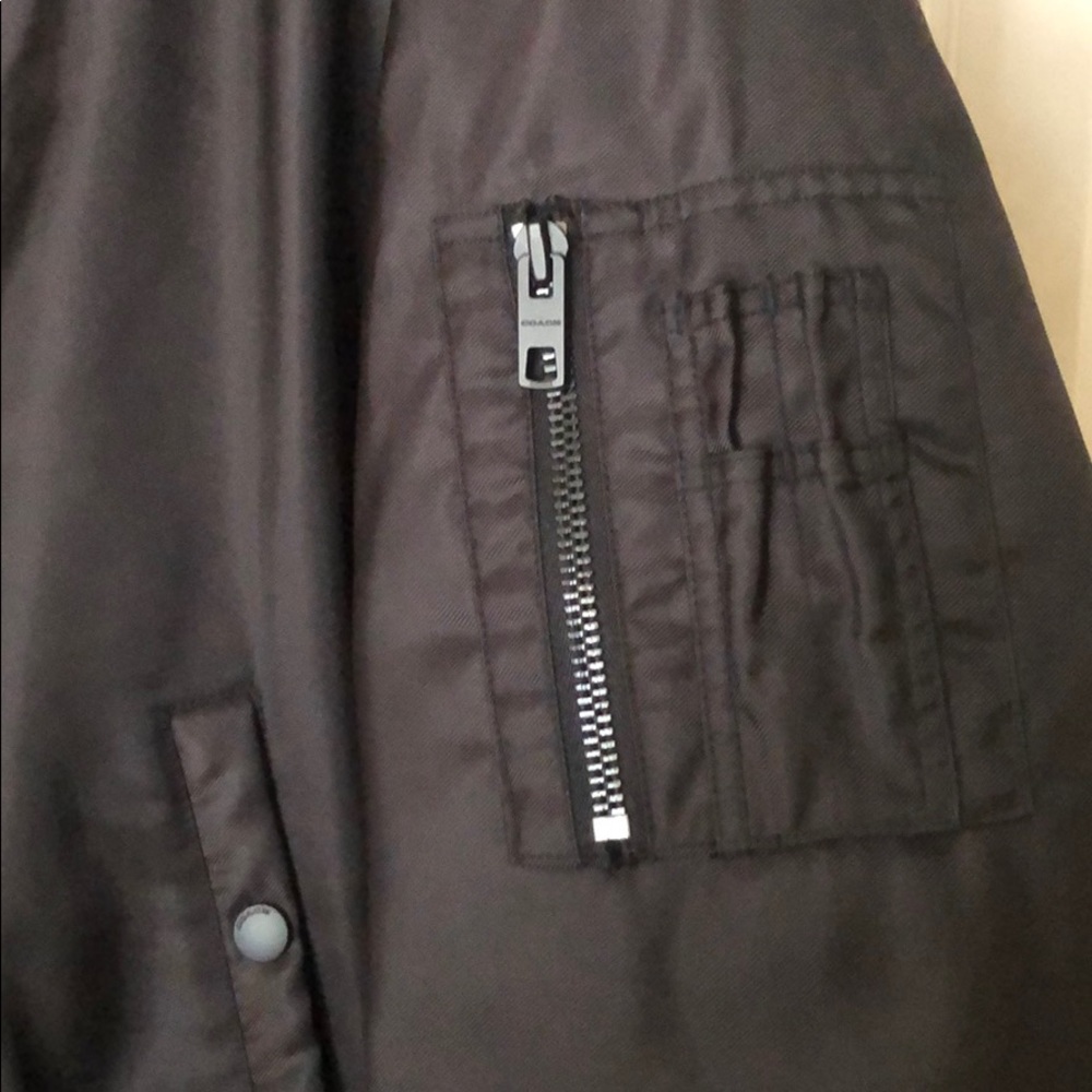 SALE⬇️ Men’s coach🆕XLblk bomber w/down lining NWT - Picture 4 of 8
